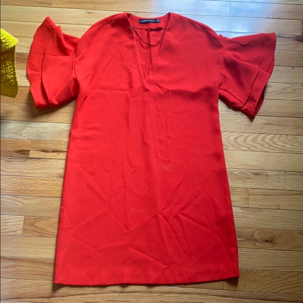 Zara summer red flutter sleeved dress